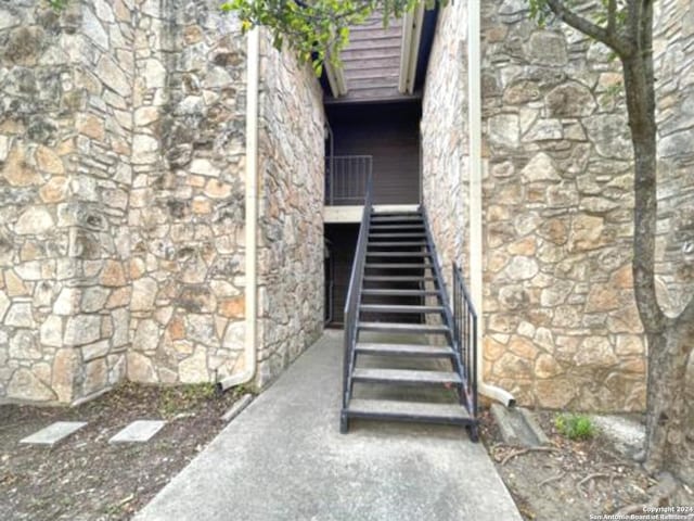 view of exterior entry