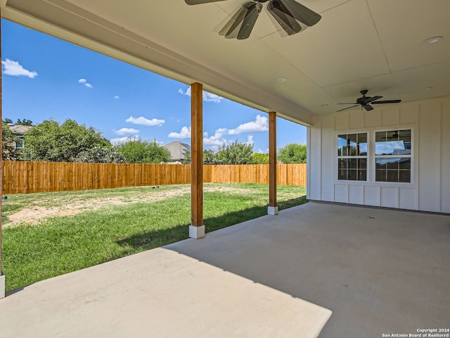 view of patio / terrace with ceiling fan