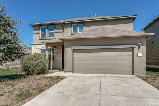 view of front facade featuring a garage