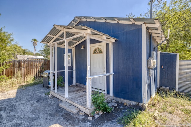 view of outbuilding