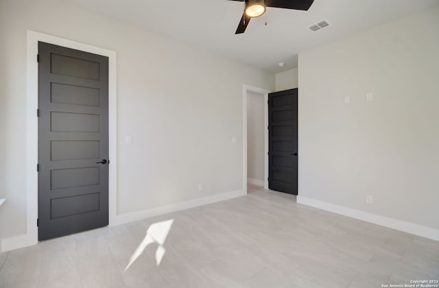 unfurnished bedroom with ceiling fan