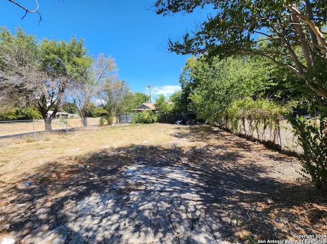 217 Henry St, San Antonio TX, 78207 land for sale