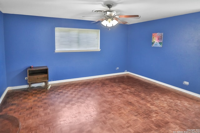 spare room featuring ceiling fan