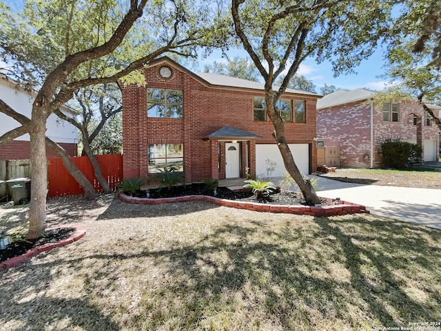 view of front of house with a front lawn