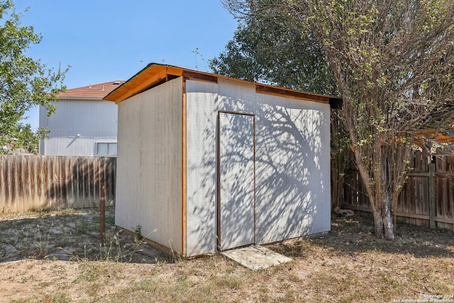 view of outdoor structure