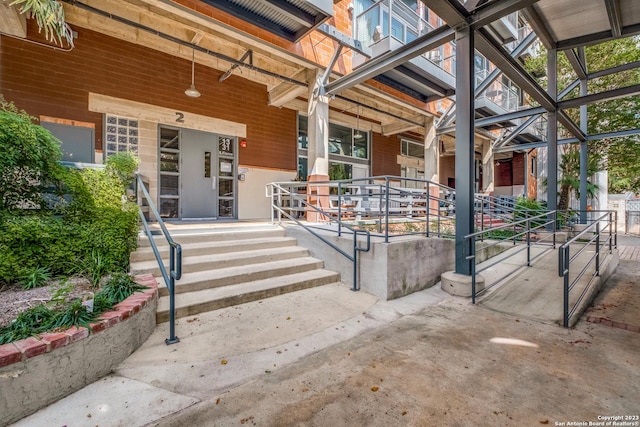1331 S Flores St Unit 213, San Antonio, TX 78204 - view of patio / terrace with covered porch