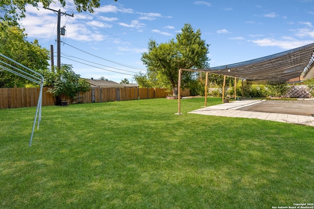 view of yard with a patio area