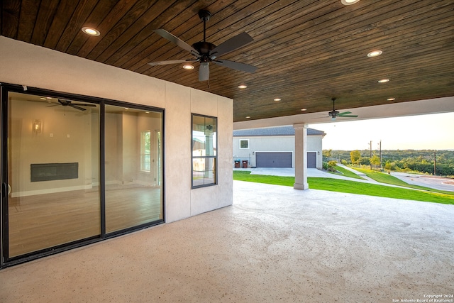 view of patio with ceiling fan