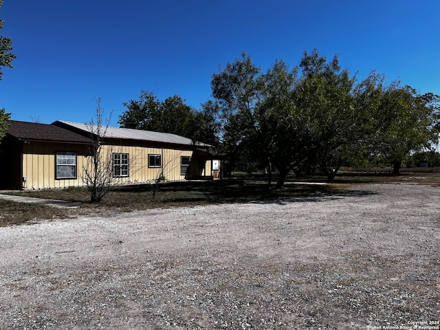 view of home's exterior