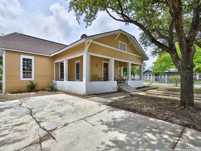 view of front of property with a porch