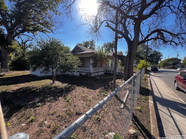 view of front of home with covered porch