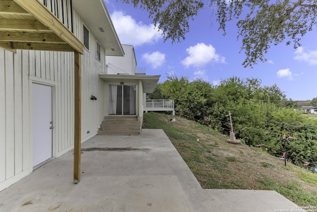 4207 High Sierra, San Antonio, TX 78228 - view of yard with a patio