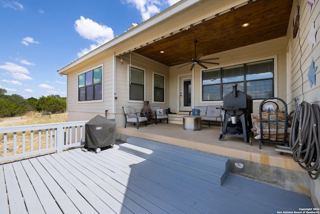 deck featuring ceiling fan