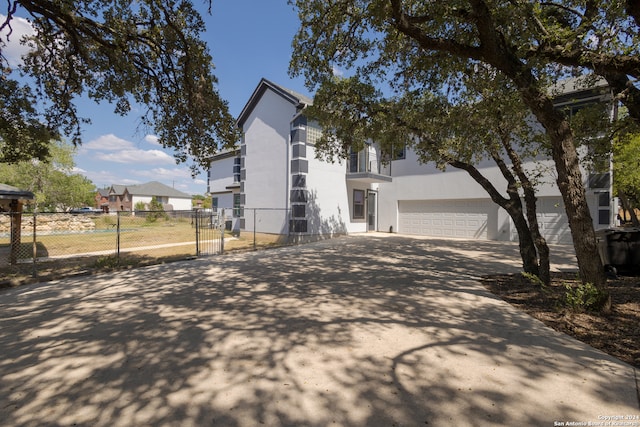 view of front facade with a garage