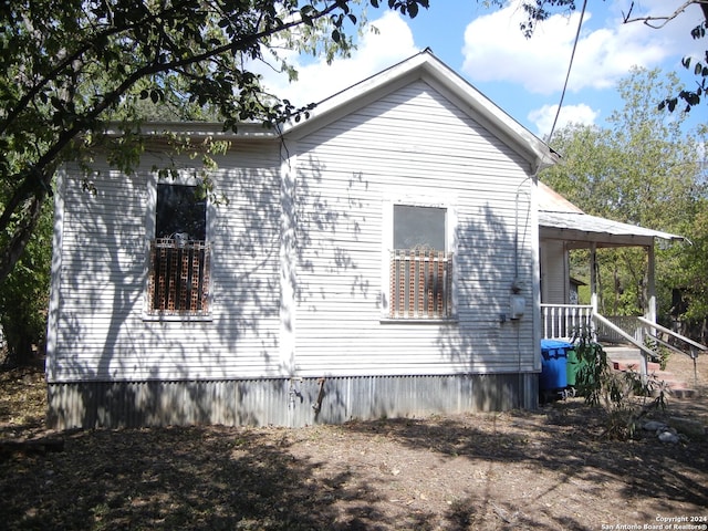 view of side of property