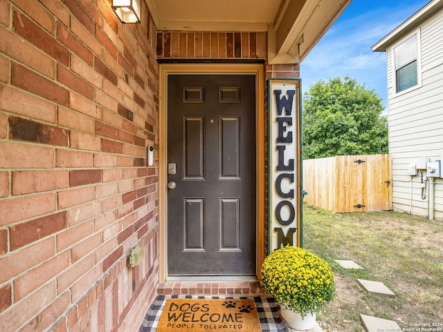 view of property entrance