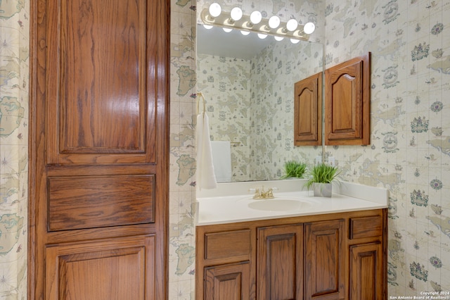 bathroom featuring vanity