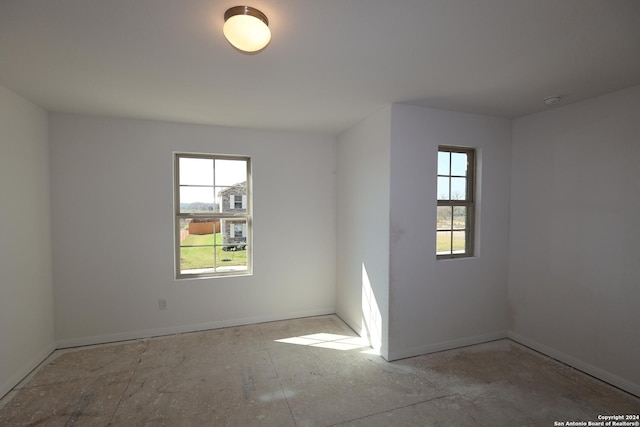 10335 Tule Creek Frk, San Antonio, TX 78252 - unfurnished room with plenty of natural light and baseboards