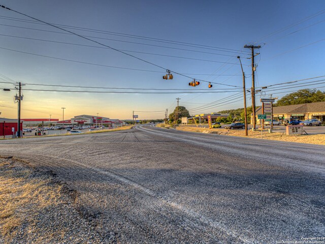 198 Sitting Bull Trl, Canyon Lake, TX 78133