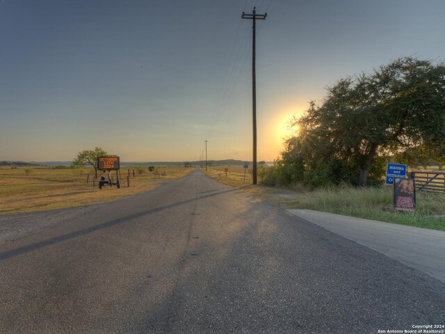 198 Sitting Bull Trl, Canyon Lake, TX 78133