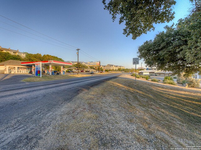 198 Sitting Bull Trl, Canyon Lake, TX 78133