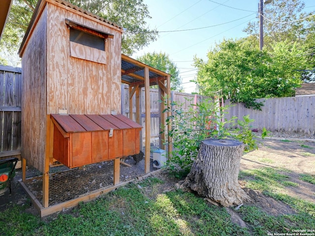 view of outbuilding