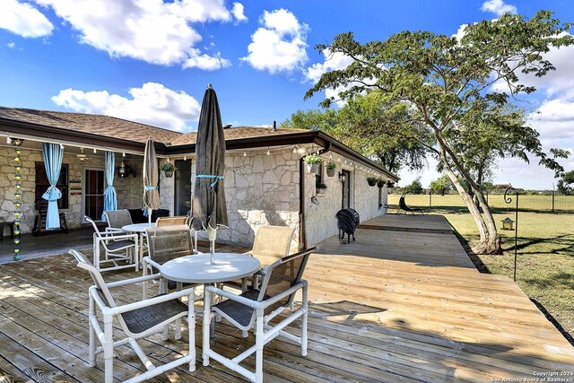 6776 Green Valley Rd, Cibolo, TX 78108 - deck with outdoor dining area