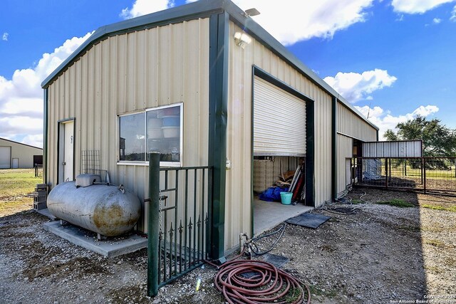 6776 Green Valley Rd, Cibolo, TX 78108 - view of outdoor structure featuring an outbuilding