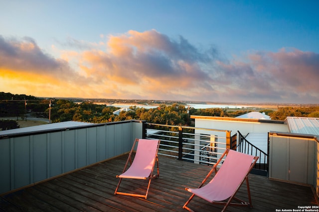 view of deck at dusk