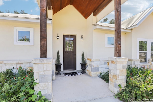 view of entrance to property