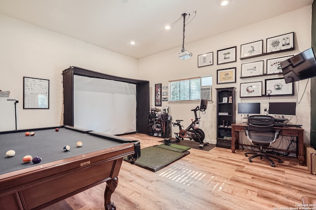 playroom featuring light hardwood / wood-style floors and pool table