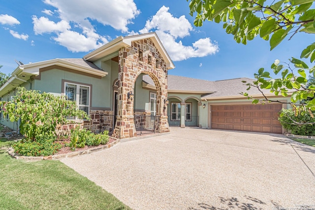 view of front of house featuring a garage