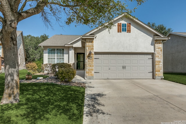 view of front of property with a front lawn