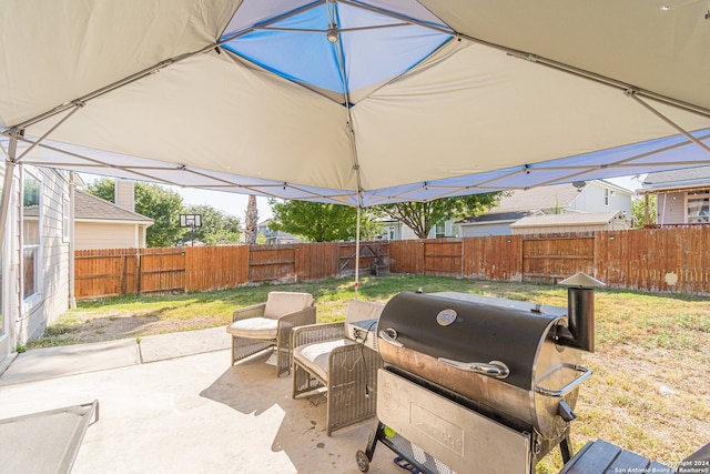 view of patio / terrace featuring grilling area