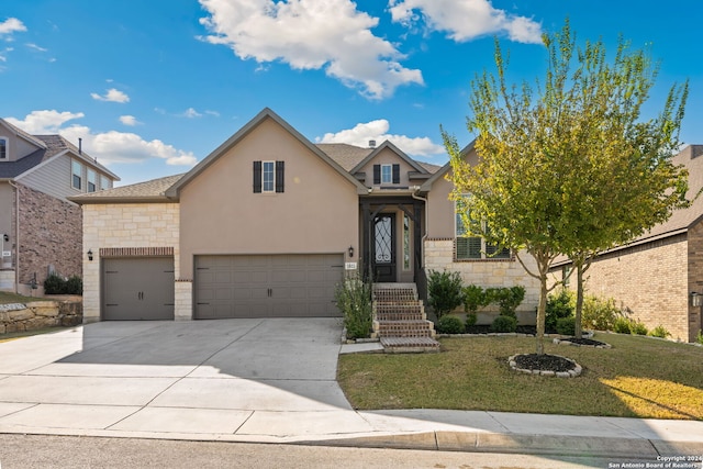 view of front of house with a front yard