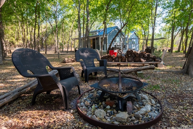 view of yard with a patio area