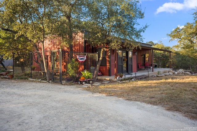 view of front of house