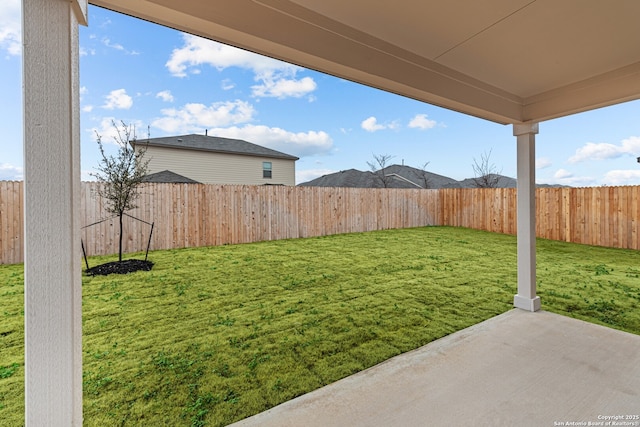 view of yard with a patio area