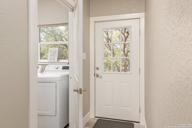 laundry area with washer / clothes dryer