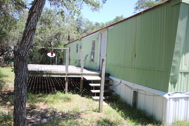 view of home's exterior