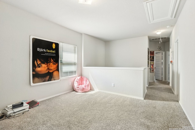 recreation room featuring carpet floors