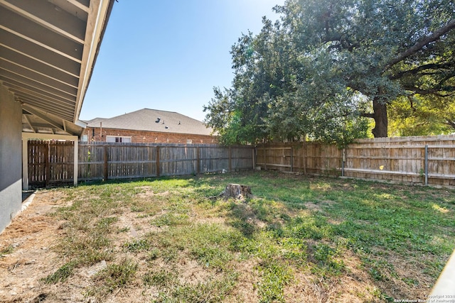 214 Oriole, San Antonio, TX 78228 - view of yard featuring a fenced backyard