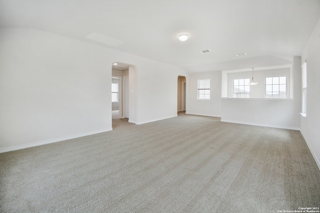 view of carpeted spare room