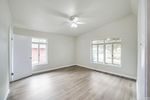 119 Rolling Grn, San Antonio, TX 78228 - unfurnished room featuring baseboards, ceiling fan, wood finished floors, and vaulted ceiling