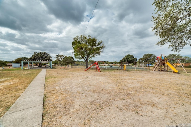 119 Rolling Grn, San Antonio, TX 78228 - community jungle gym with a pergola