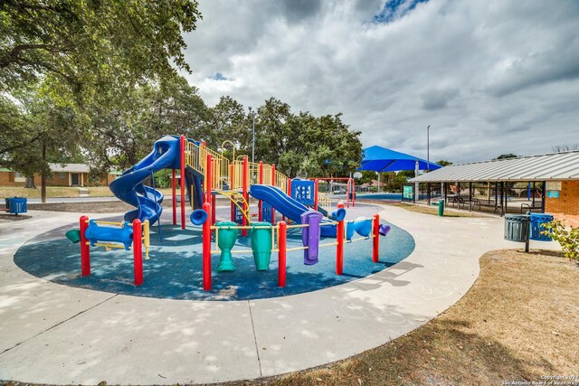 119 Rolling Grn, San Antonio, TX 78228 - view of community play area