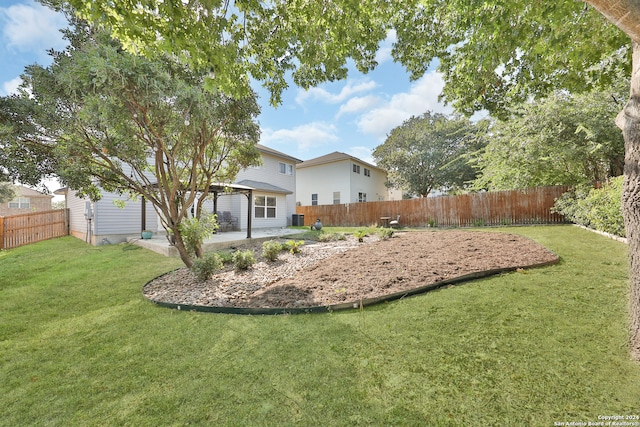 view of yard with a patio