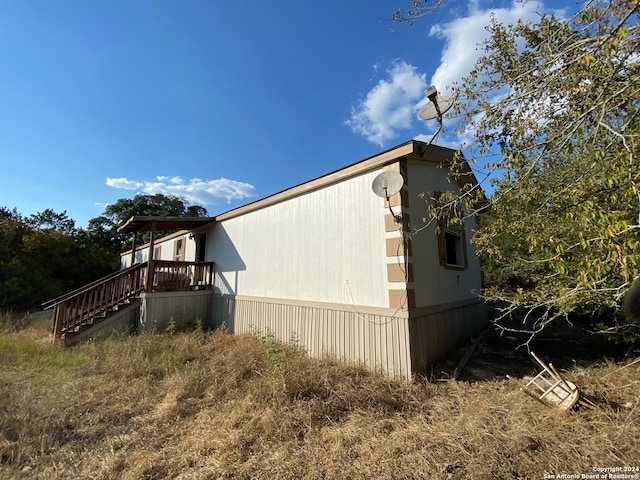 view of home's exterior