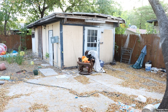 view of outdoor structure