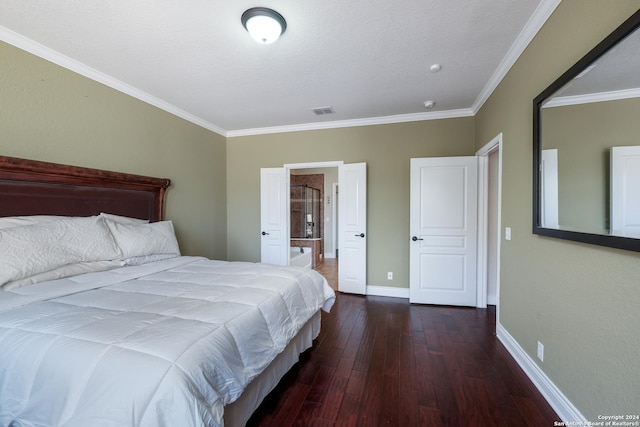bedroom with visible vents, hardwood / wood-style flooring, baseboards, and ornamental molding